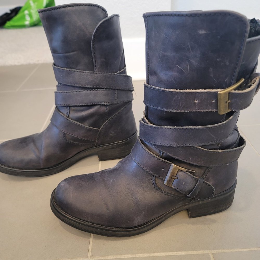 Steve Madden Brewzzer boots, size 9M